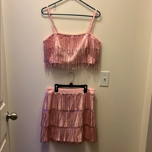 Altard state pink sequin Fringe Two-Piece Set size large - Picture 3 of 16